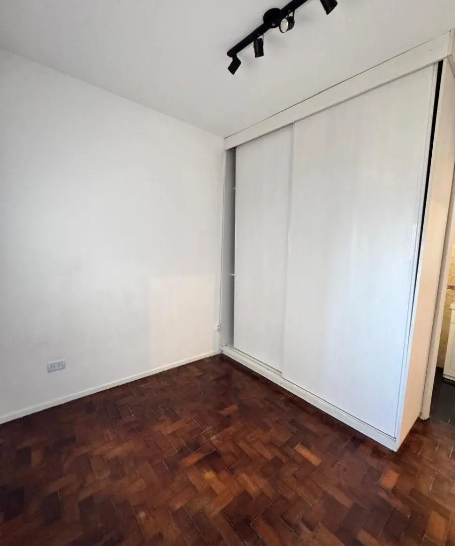 EXCELENTE DEPARTAMENTO DE 2 AMBIENTES EN LA CALLE VENEZUELA AL 3000, BALVANERA 4