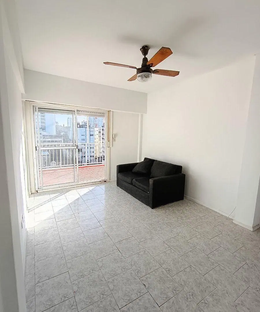 EXCELENTE DEPTO. 2 AMB. C/BALCON ATERRAZADO Y COCHERA EN LA CALLE PERON AL 2200, BALVANERA 8