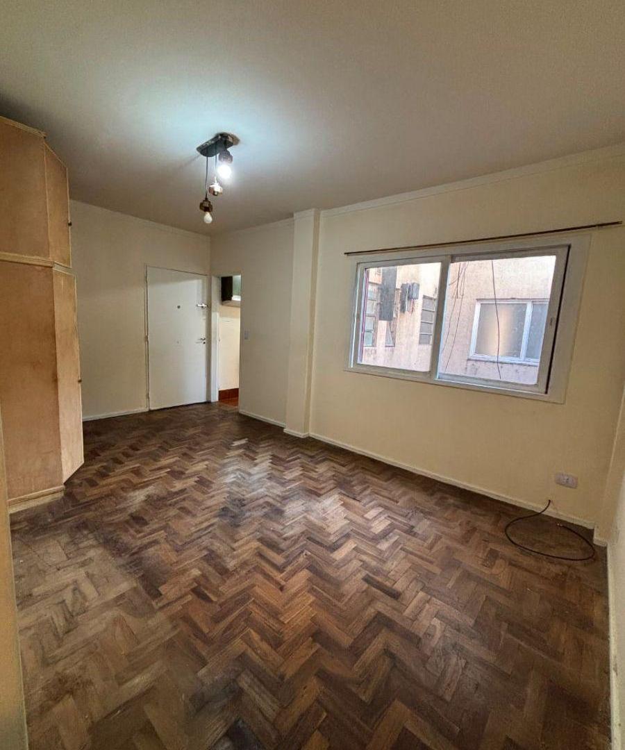Foto de EXCELENTE MONOAMBIENTE C/COCINA SEPARADA EN AV JUAN B JUSTO AL 8100, imagen 1