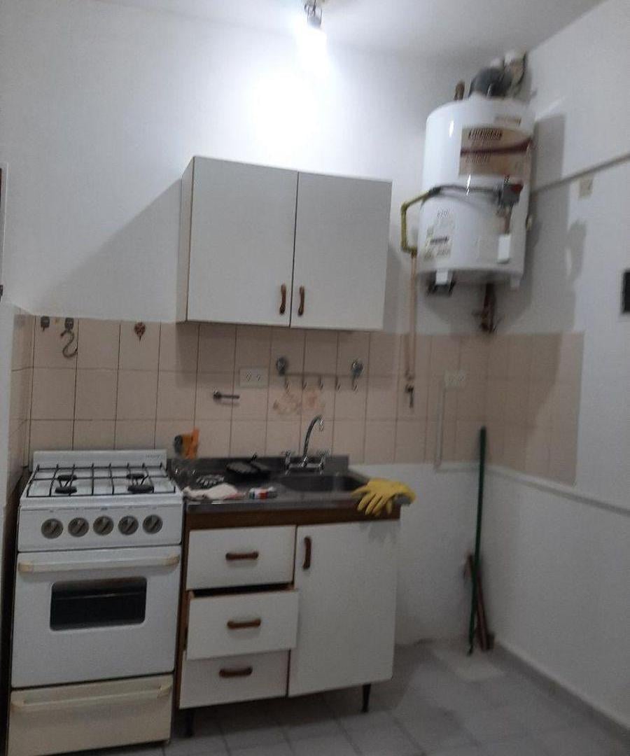 Foto de LA PATERNAL: AV. SAN MARTIN AL 3100- 1 AMBIENTE- PLANTA BAJA-$, imagen 3