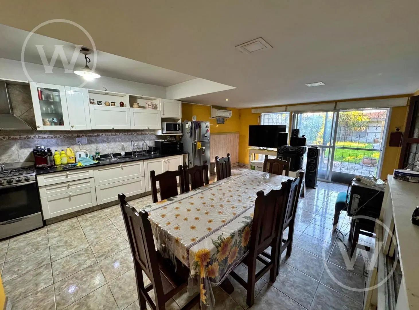 4 Ambientes | Lote de 430 m² | Pileta | Cocheras | Apto Crédito 5