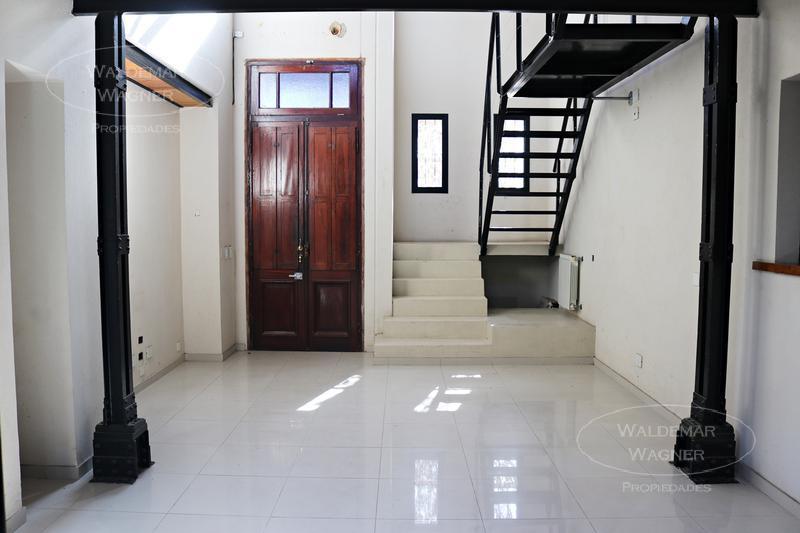 Foto de Amplia Casa | Apto Profesional | Oficina | Estudio - Pilar, Centro, imagen 5