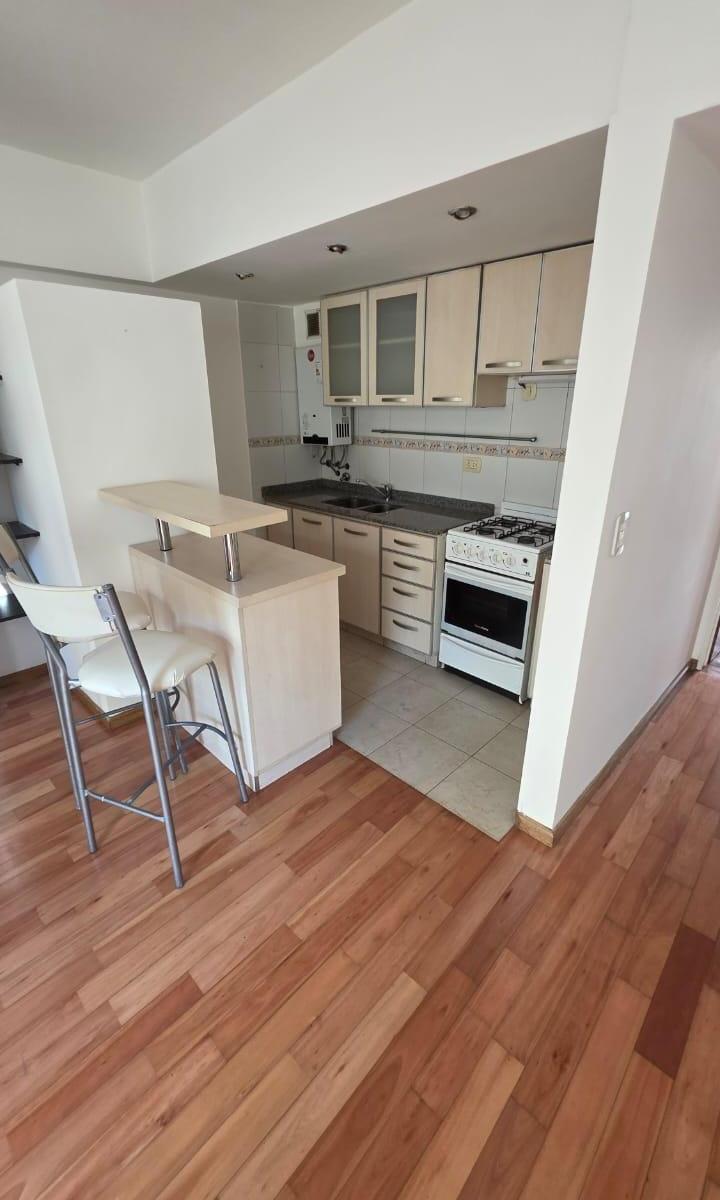 ¡Impecable 2 Ambientes en Caballito - Contrafrente con Balcón Aterrazado 2