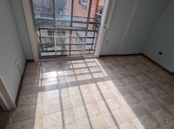2 amb lateral piso alto luminoso - Caballito  - Parral 200 3