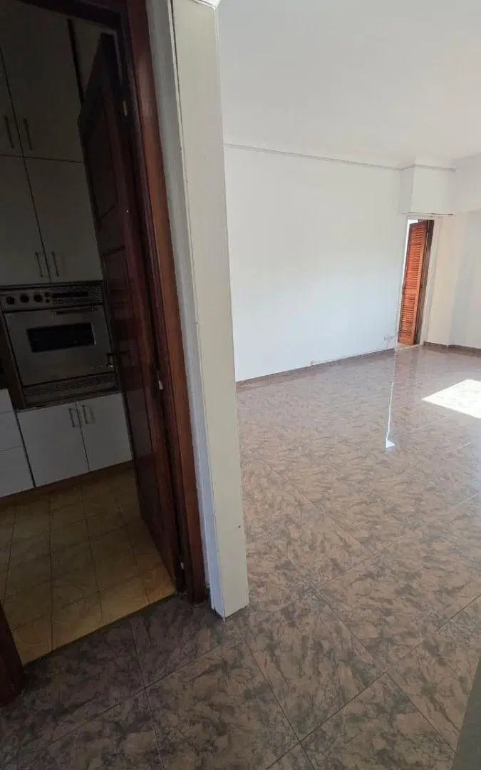 Depto 3/4 Ambientes al frente con balcon y lavadero en Parque Chacabuco 3