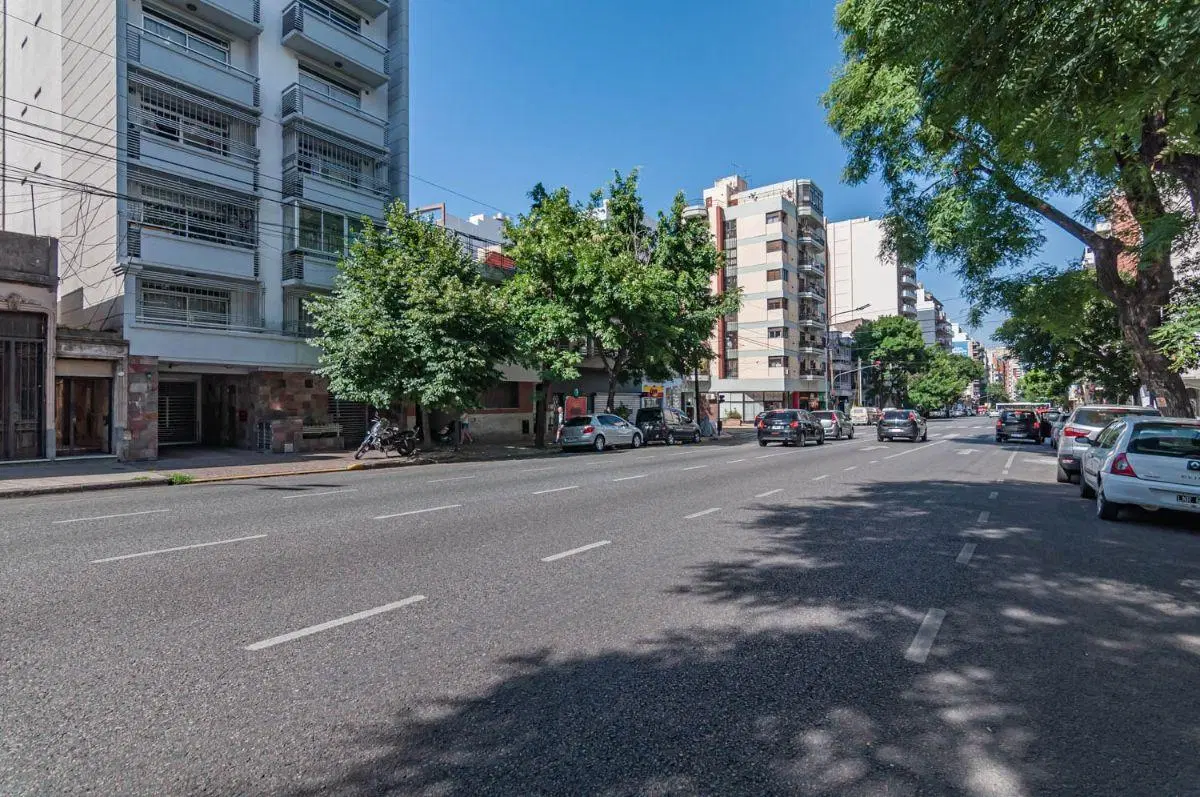 1 Ambiente c/frente IMPECABLE Totalmente equipado y amueblado, Av. Directorio 1200 1