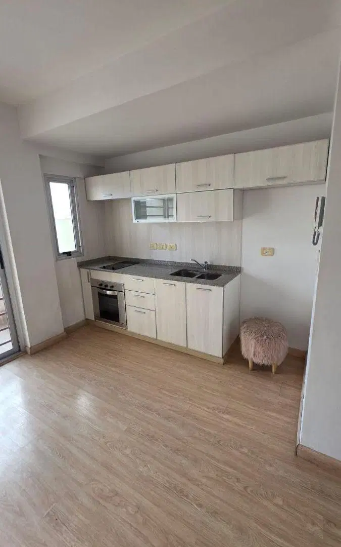 2 ambientes contrafrente con balcon super luminoso - Pergamino 300 4