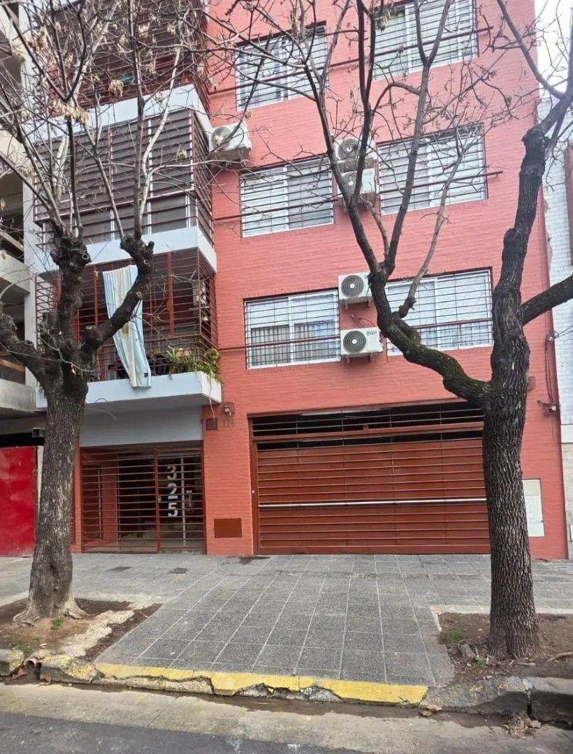 2 ambientes contrafrente con balcon super luminoso - Pergamino 300 2