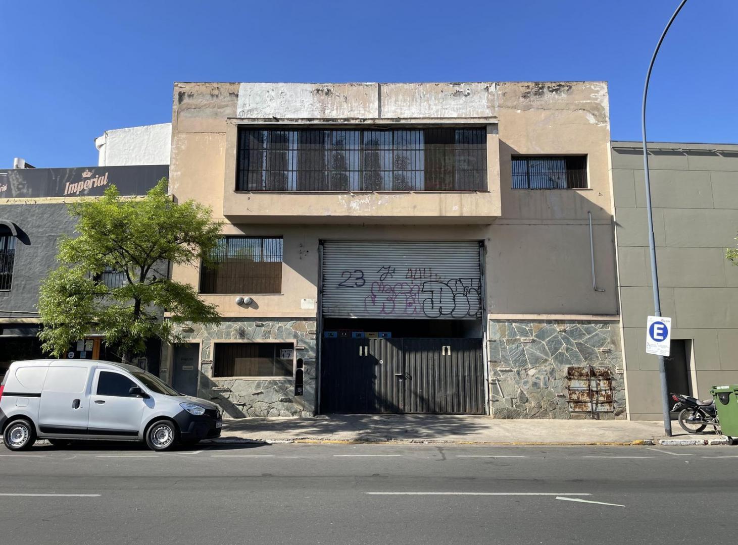 ¡Venta! Amplio Galpón en Bv Mitre ¡Con Escritura!
