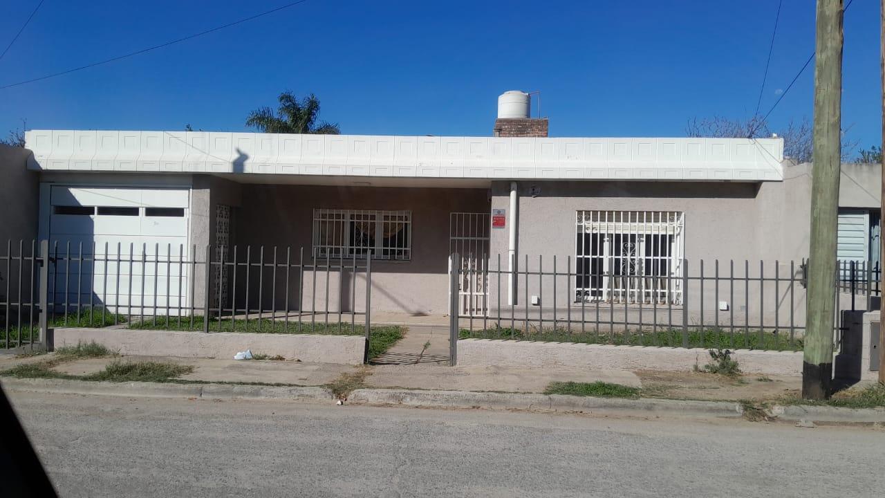 ¡Venta! Casa en Los Boulevares ¡Toda en una planta!