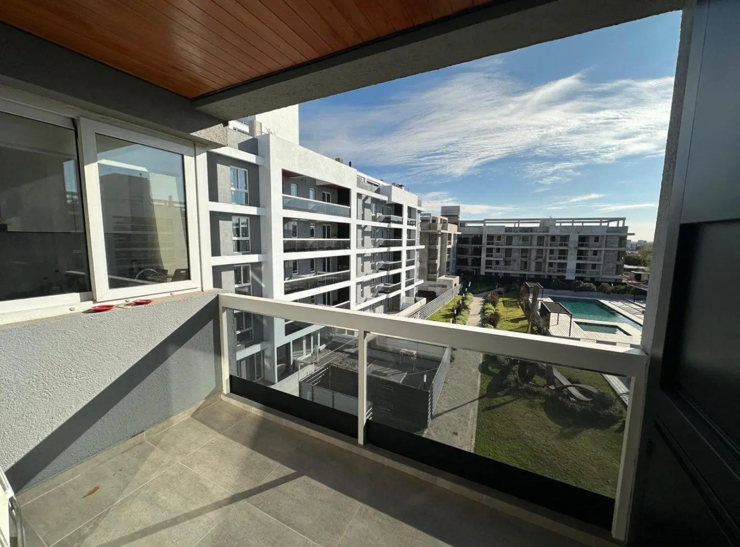 ¡Venta! Hermoso Departamento de Categoría en Harmonie Chateau ¡Con Cochera! 2
