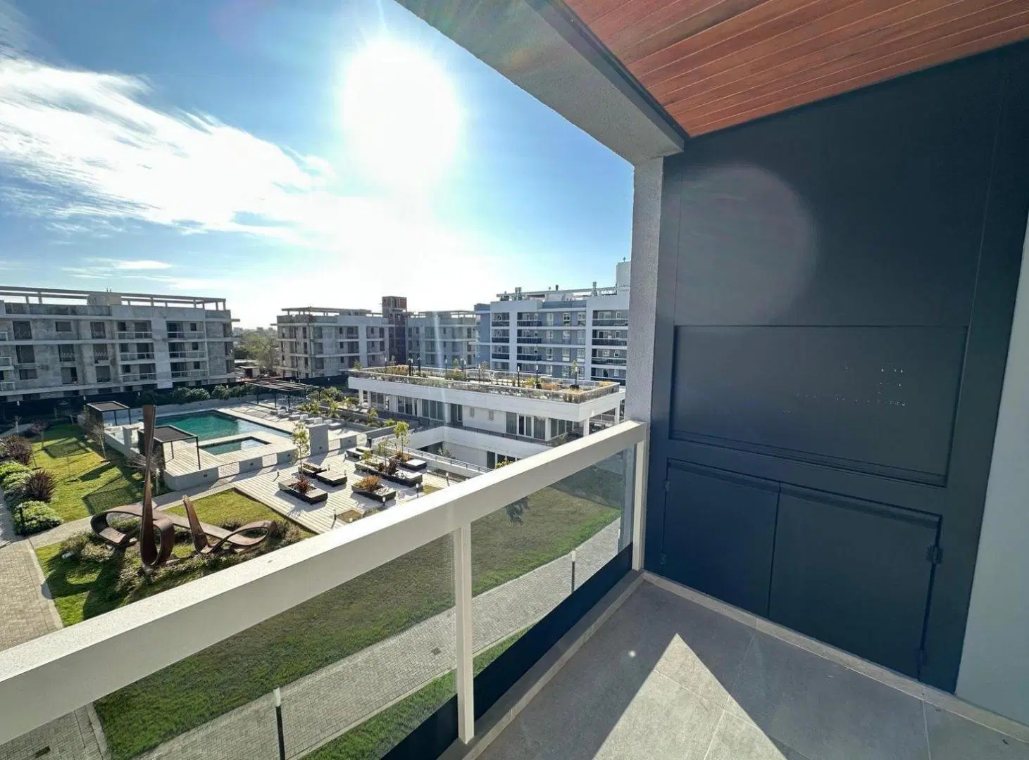 ¡Venta! Hermoso Departamento de Categoría en Harmonie Chateau ¡Con Cochera! 4
