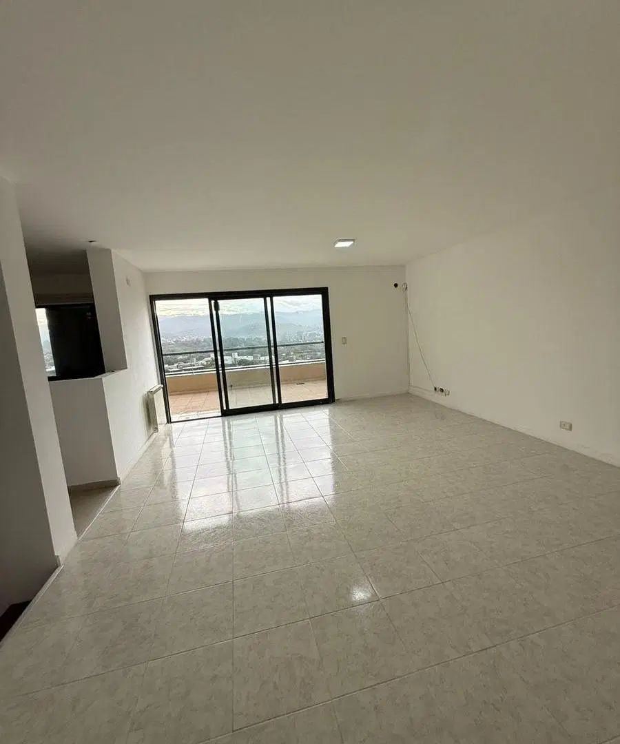 ¡Venta! ¡Hermoso Departamento en Country La Cuesta! 8