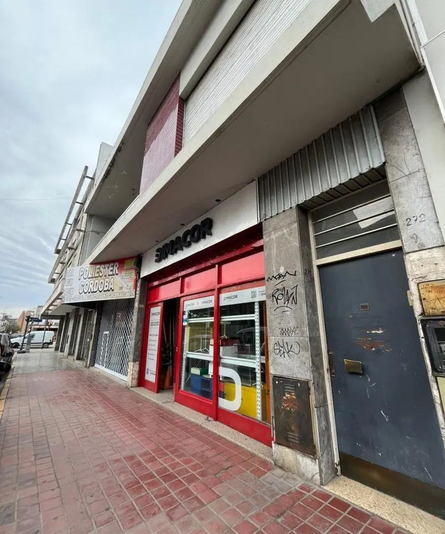 ¡Venta! Local Comercial con Renta - zona Centro ¡Ideal para inversores! 4