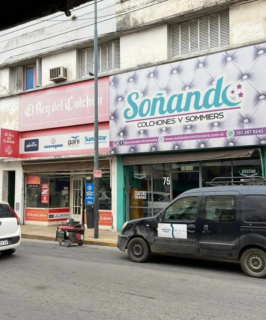 ¡Venta! Local Comercial en zona centro con renta ¡Ideal para inversores! 4