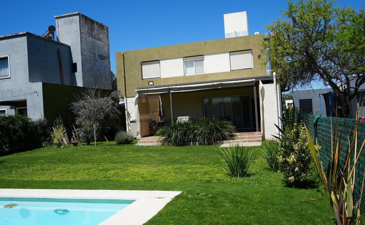 ¡Venta! Casa en Villa Catalina - 3 dormitorio ¡Oportunidad!