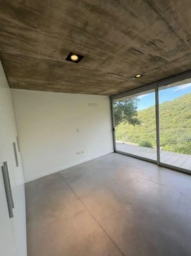 ¡Venta! Hermosa Casa a la venta en La Deseada ¡Con Escritura! 3