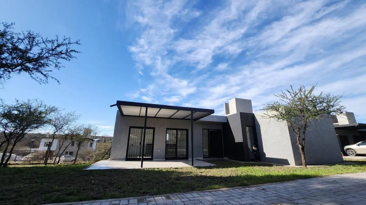 ¡Venta! Casa en Housing - 2 dormitorios - Unquillo ¡Apto Crédito! 3