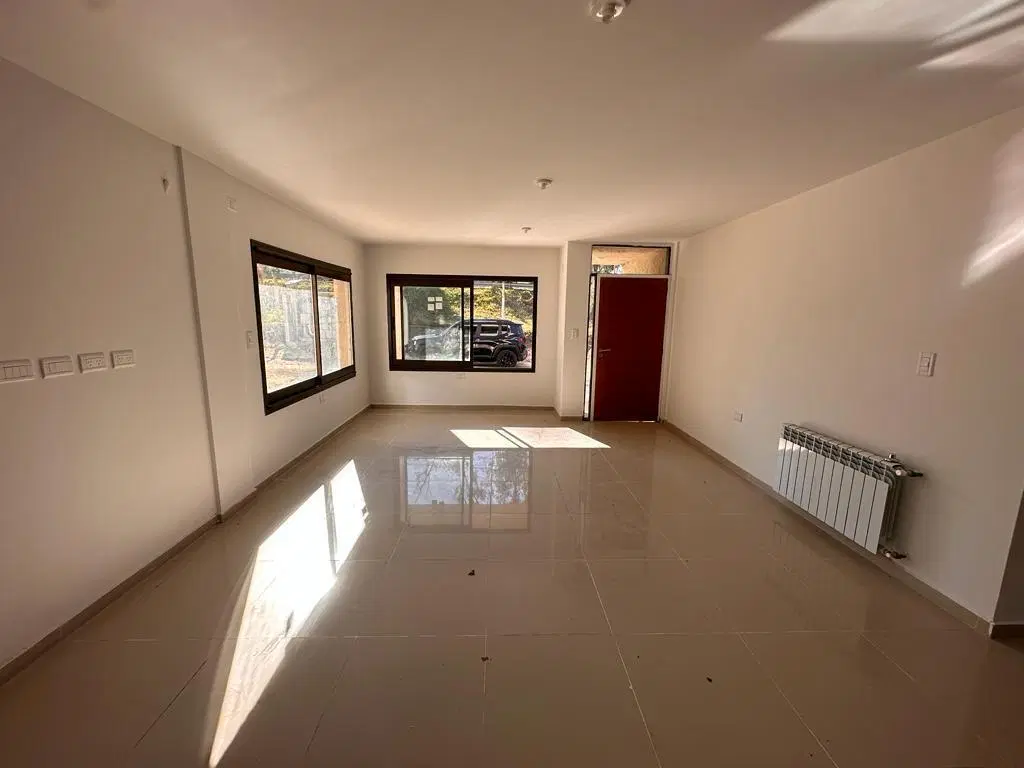 ¡VENTA! Dúplex en La Arbolada Hollywood -  2 Dormitorios ¡Muy Luminoso! 5
