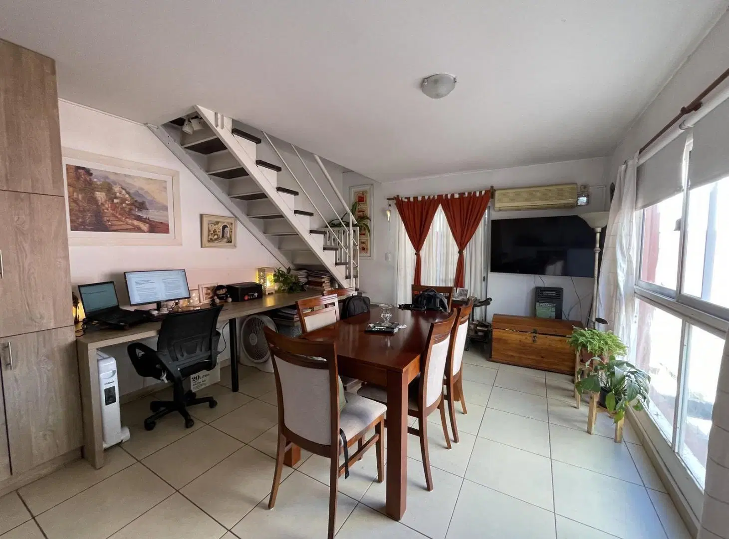 ¡Alquiler! ¡Oportunidad única en Alberdi! Dpto en 2 plantas ¡Con terraza y balcón! 2