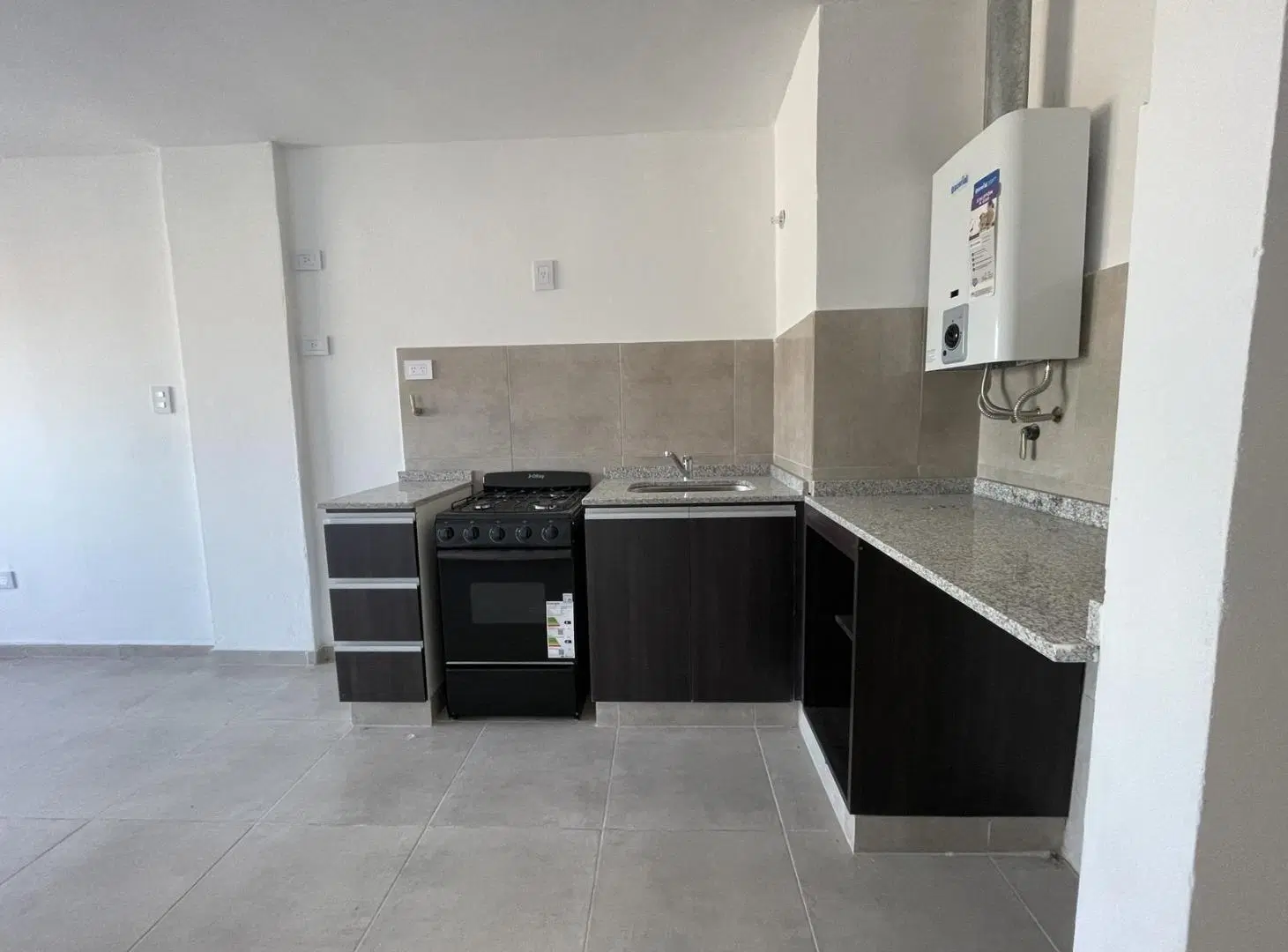 ¡Alquiler! Dpto. en Alta Córdoba - 1 dormitorio ¡Con balcón y terraza con asadores y pileta! 8