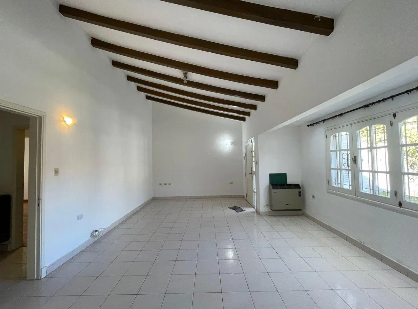 ¡Venta! Casa en Cerro De Las Rosas - 5 dormitorios ¡Con Escritura! 1