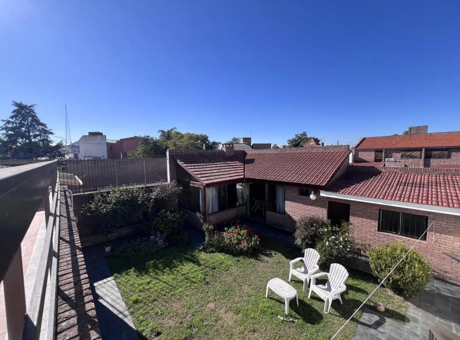 ¡Venta! Hermosa Casa en Urca - 3 dormitorios ¡Apta Crédito! 5