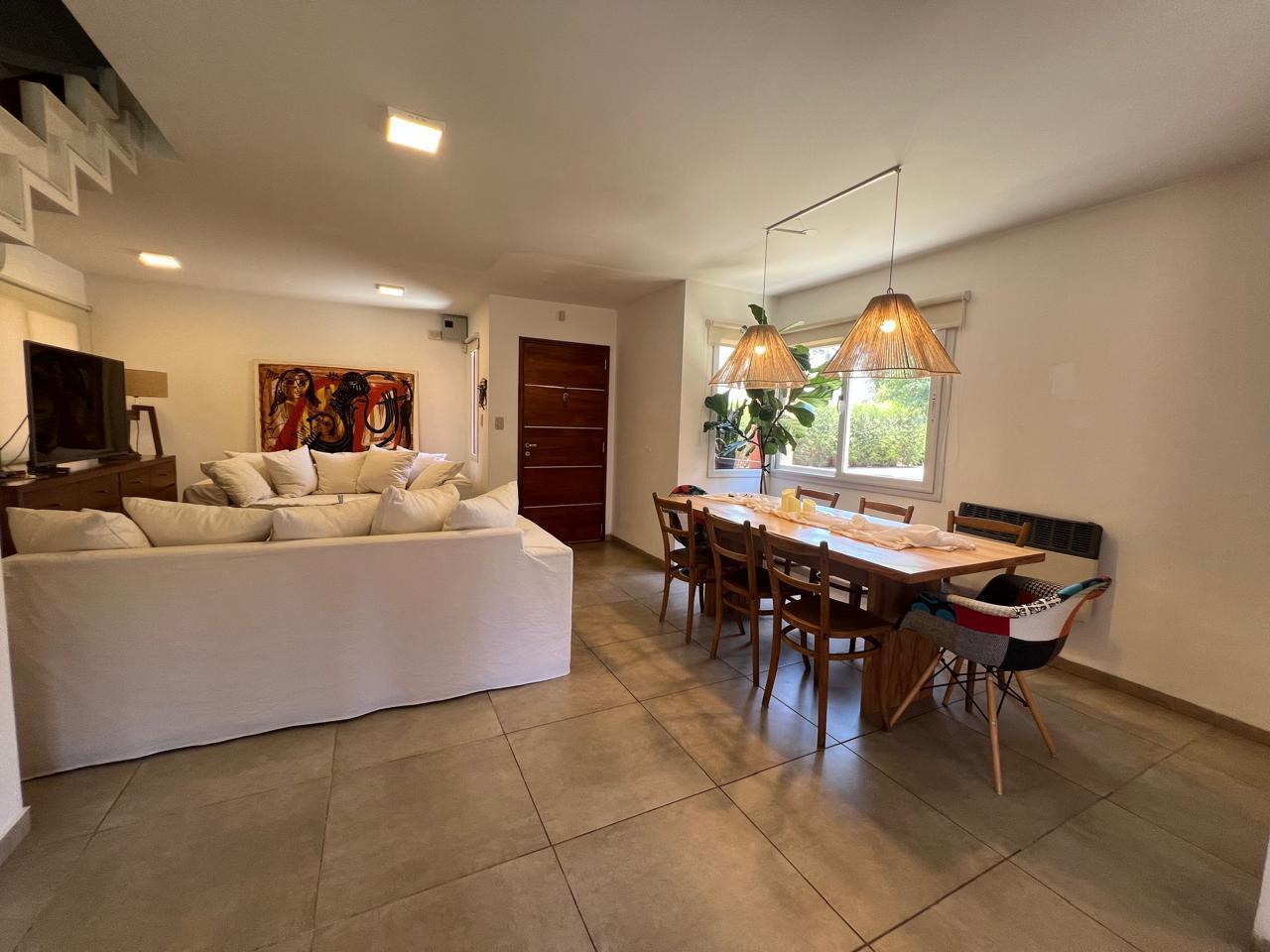 Foto de ¡Casa! Casa en Housing en el Corazón de Villa Belgrano - 3 dormitorios ¡Con Escritura!, imagen 5