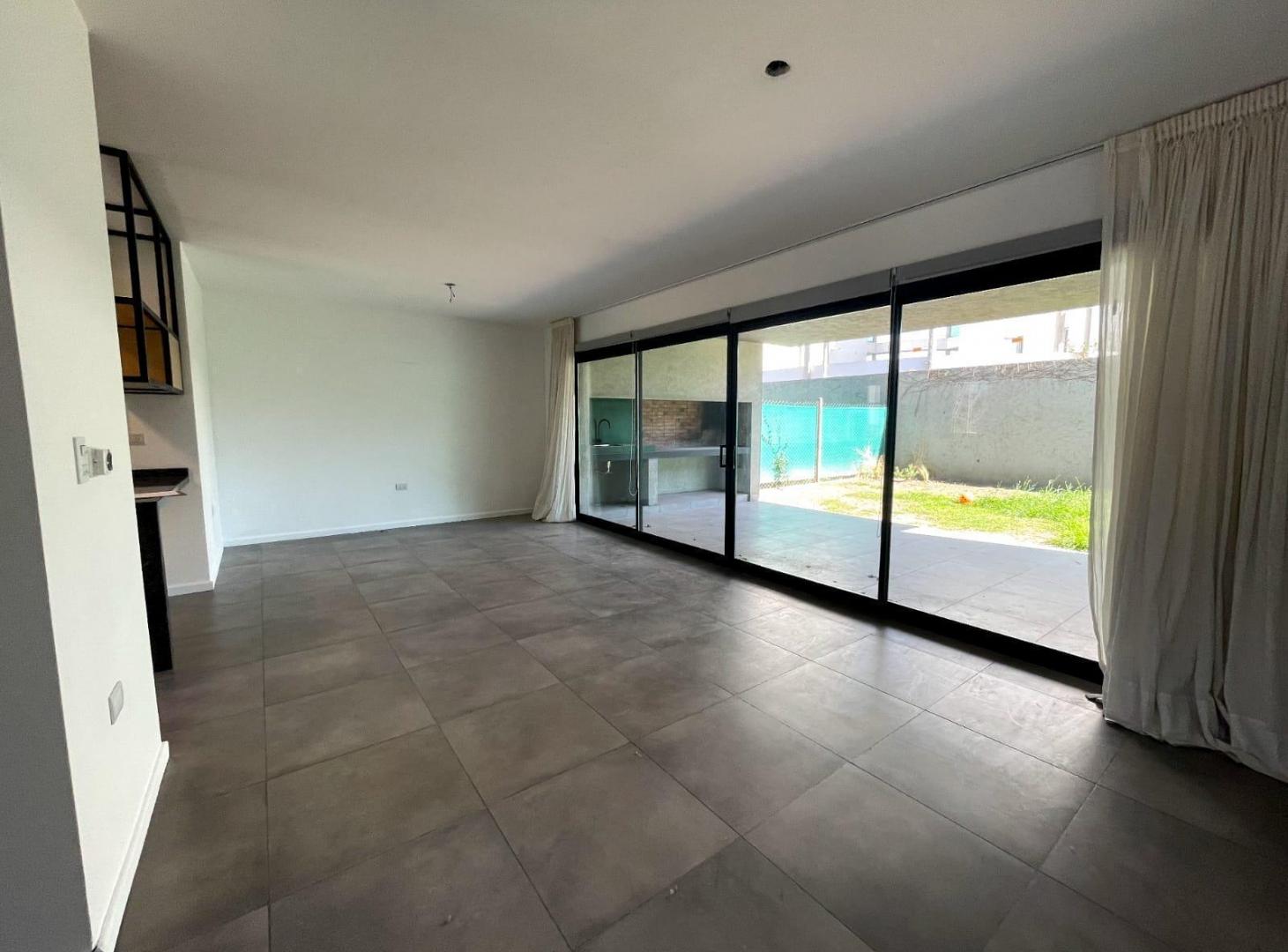 Foto de ¡Alquiler! Housing Cuñatai - Villa Belgrano - 3 Dormitorios, imagen 1
