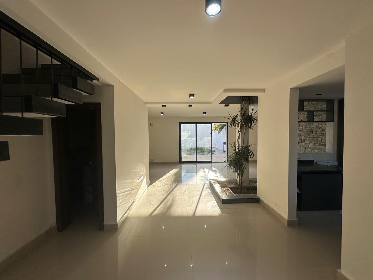 Foto de ¡Alquiler! Dúplex de 3 dormitorios en barrio El Refugio ¡A Estrenar!, imagen 1