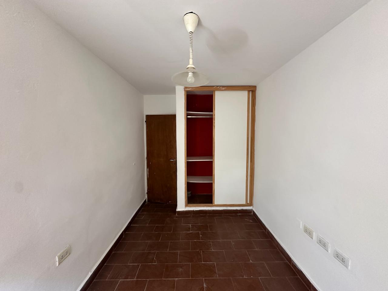 Foto de ¡Venta! Casa en Argüello - 3 Dormitorios y un Monoambiente ¡Apta, imagen 5
