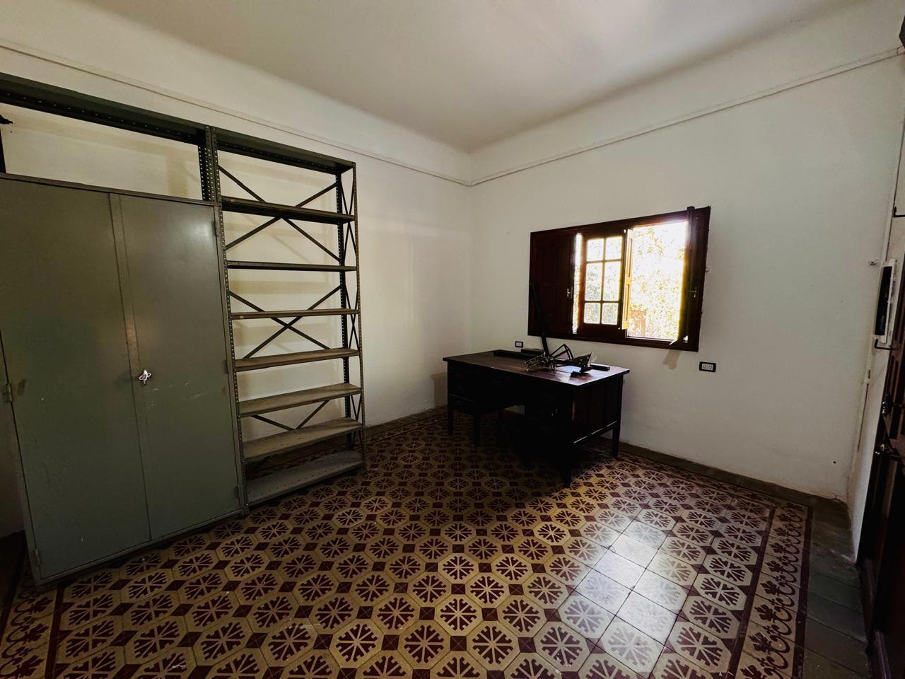 Foto de ¡Alquiler! Casona sobre Heriberto Martínez | 5 Dormitorios | Uso, imagen 4