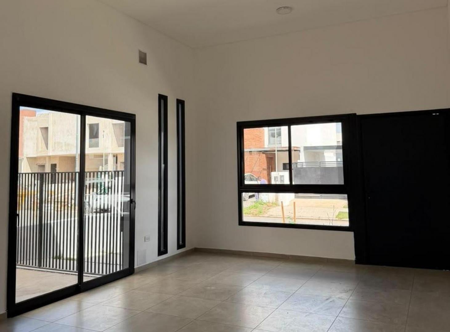 Foto de ¡Venta! Dúplex en Rincones de Manantiales – 2 Dormitorios ¡A Estrenar!, imagen 2