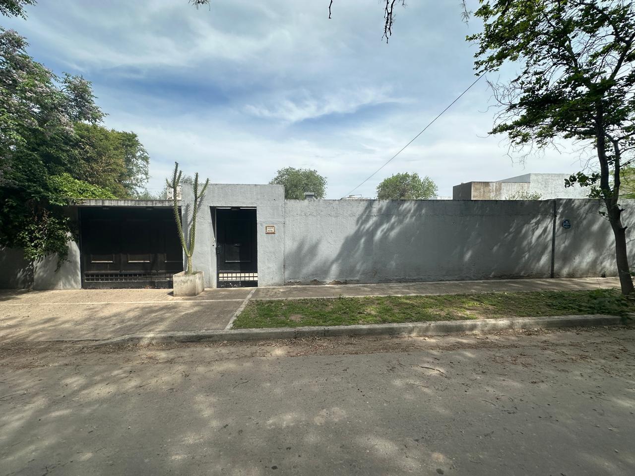Foto de ¡Venta! Casa de 3 dormitorios en Argüello ¡Apta Crédito!, imagen 3