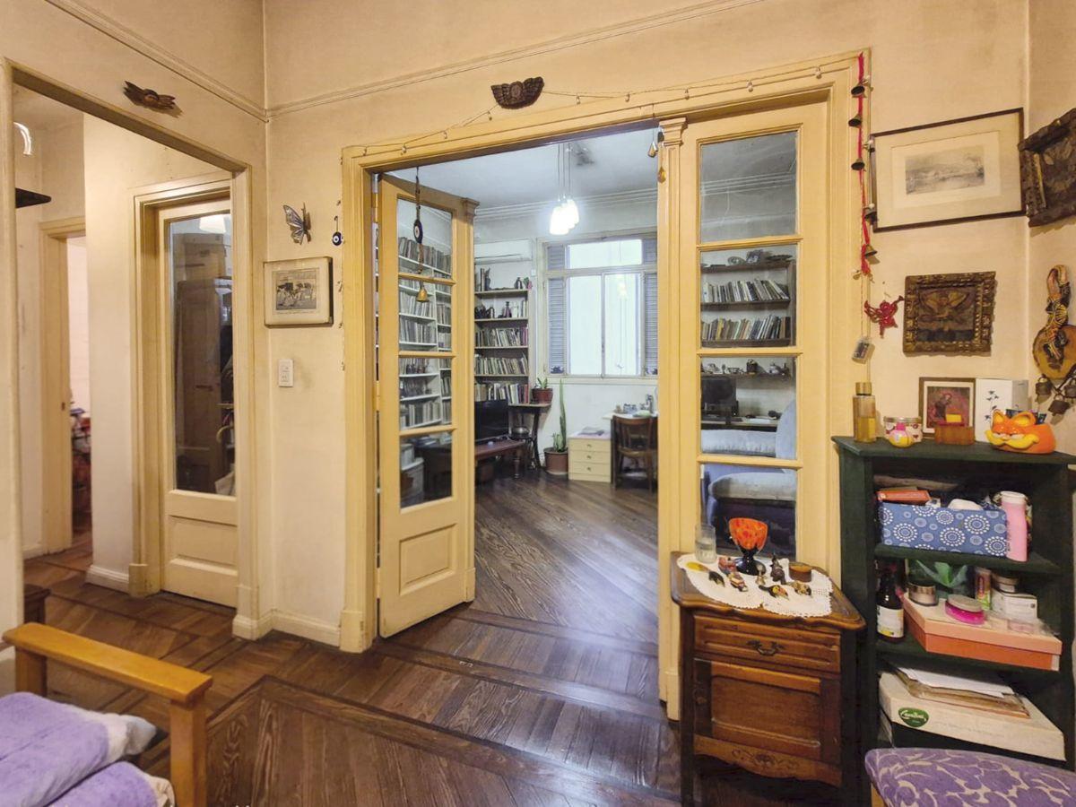 Departamento de 60 m² con 1 dormitorio en venta en Balvanera