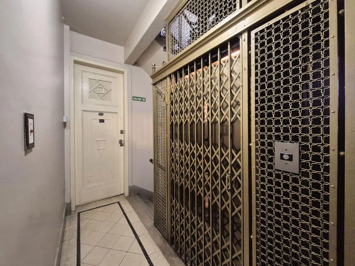 Departamento de 2 ambientes amplios 5
