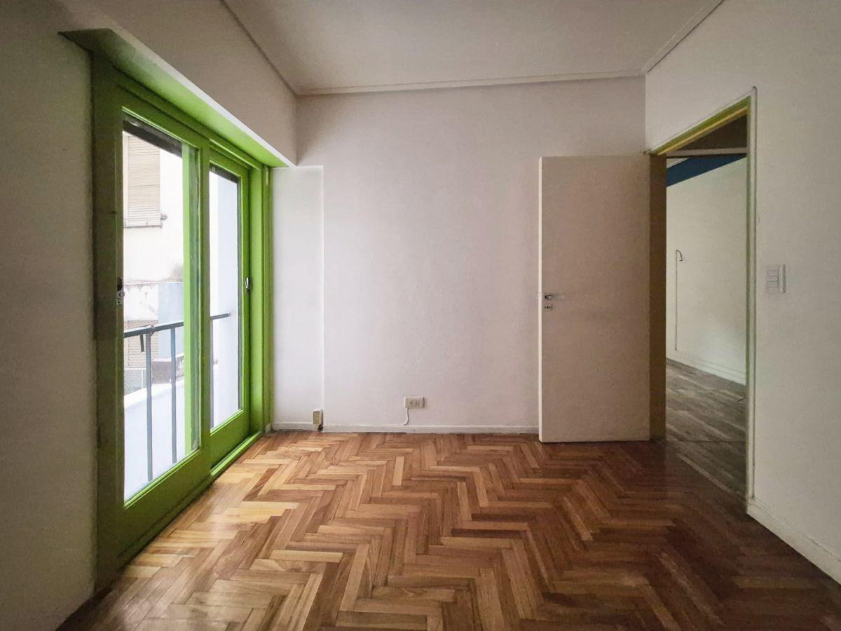 2 ambientes reciclados en Caballito