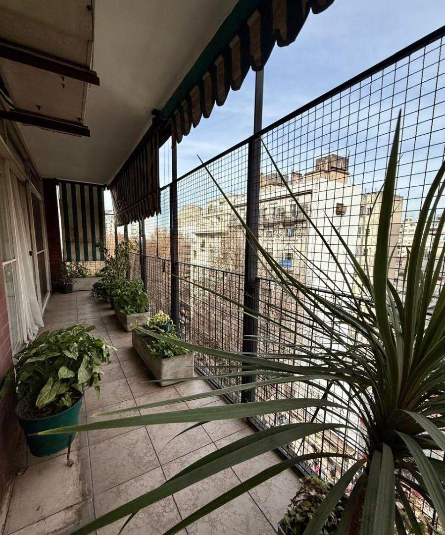 Foto de AV SANTA FE Y AV PUEYRREDÓN. APTO VIVIENDA Y PROFESIONAL, imagen 1