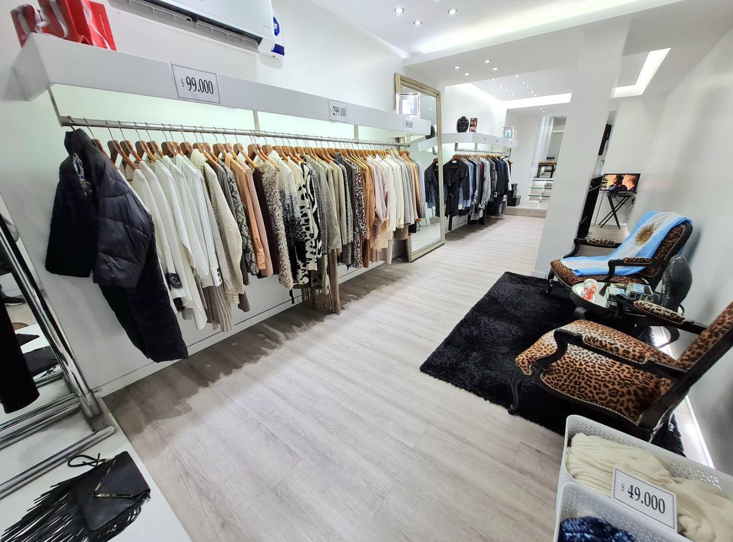 Foto de Las Cañitas, Migueletes 800, Local Comercial, 110m2, imagen 1