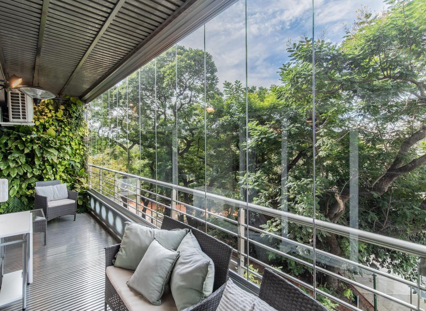 Foto de VENTA DEPARTAMENTO 4 AMBIENTES COCHERA SEGURIDAD BALCÓN LAVADERO, imagen 5