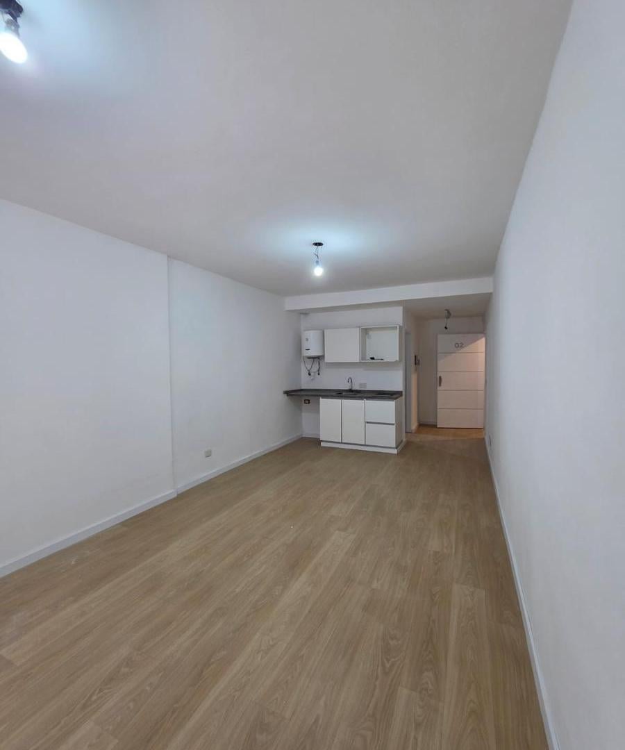 Foto de Monoambiente a estrenar sobre Av. Libertador | Patio privado | Apto, imagen 1