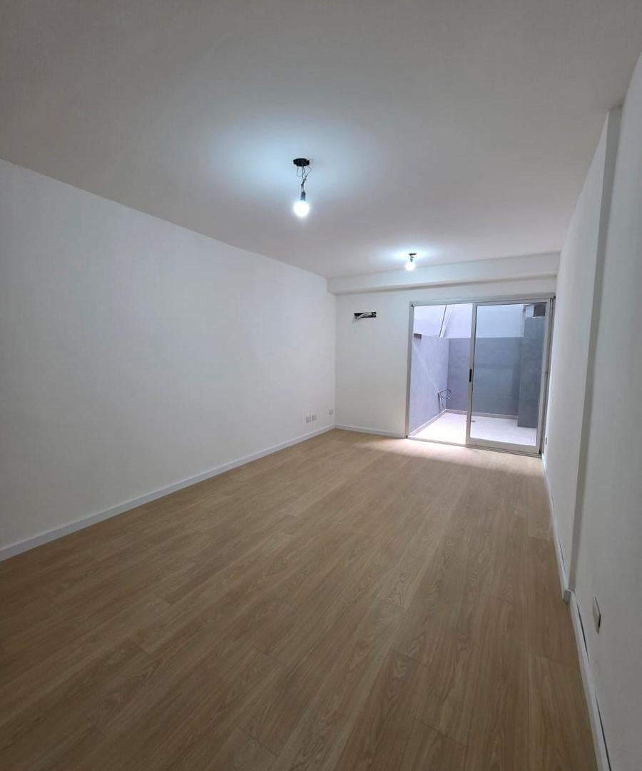 Foto de Monoambiente a estrenar sobre Av. Libertador | Patio privado | Apto, imagen 4