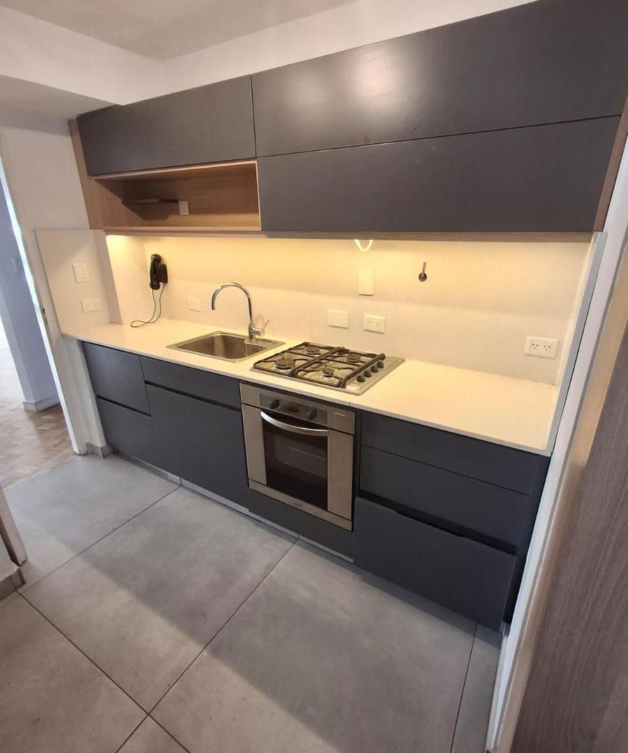 Foto de Hermoso Departamento 3 Ambientes con Cochera en Recoleta, imagen 4