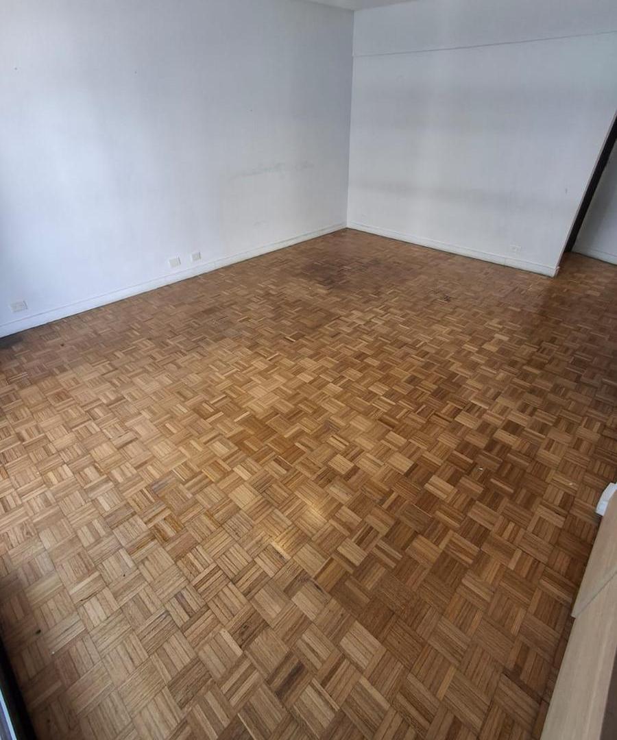 Foto de Hermoso Departamento 3 Ambientes con Cochera en Recoleta, imagen 5