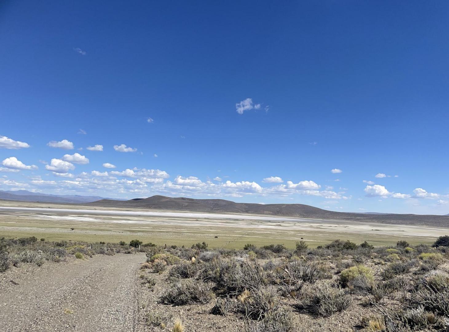 Foto de Campo en venta en Patagonia, Chubut | 10.000 hectáreas, laguna y valor, imagen 1