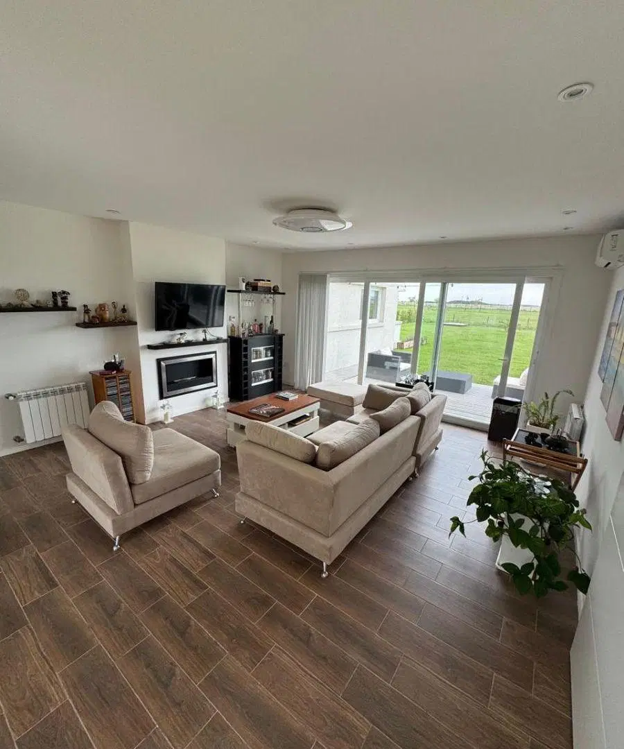 Casa en Haras del Sur III Barrio Los Alamos 4