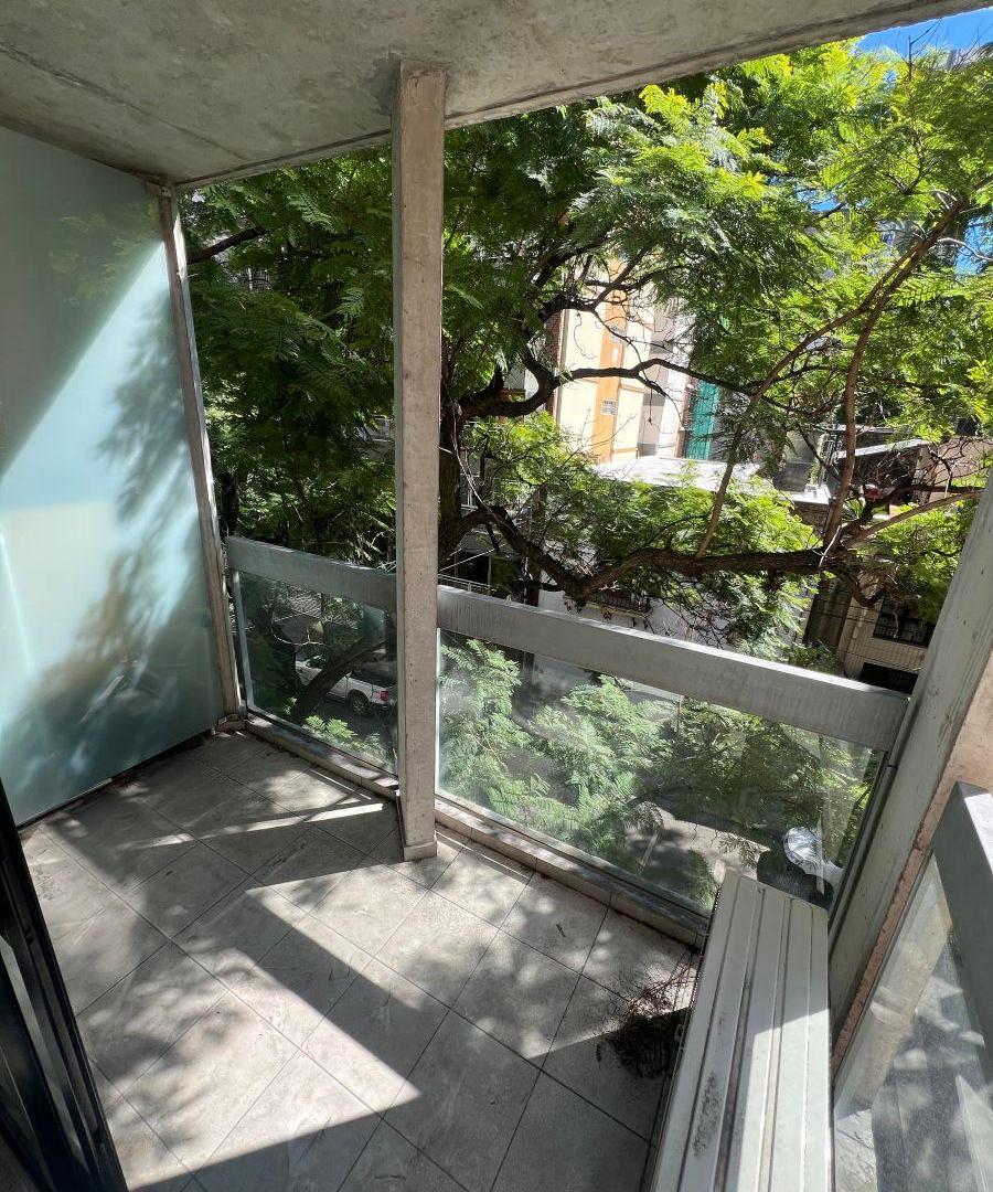 EN HERMOSA ZONA DE RECOLETA -COMODO MONAMBIENTE CON HERMOSA VISTA