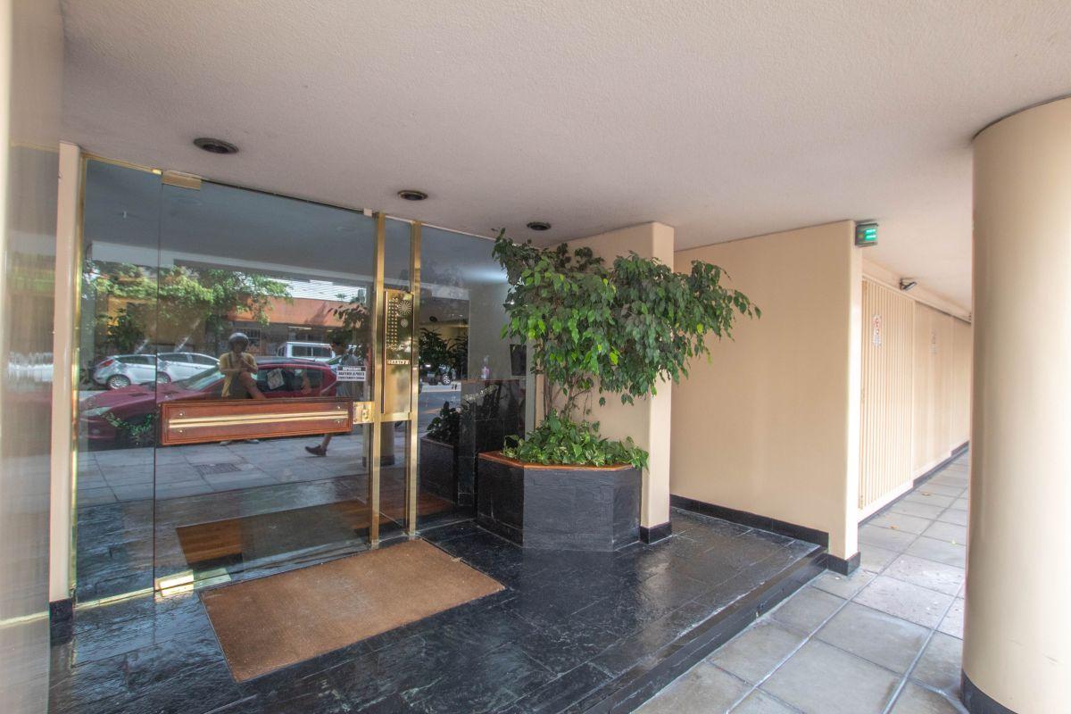 Moderno semipiso impecable con excelente distribución