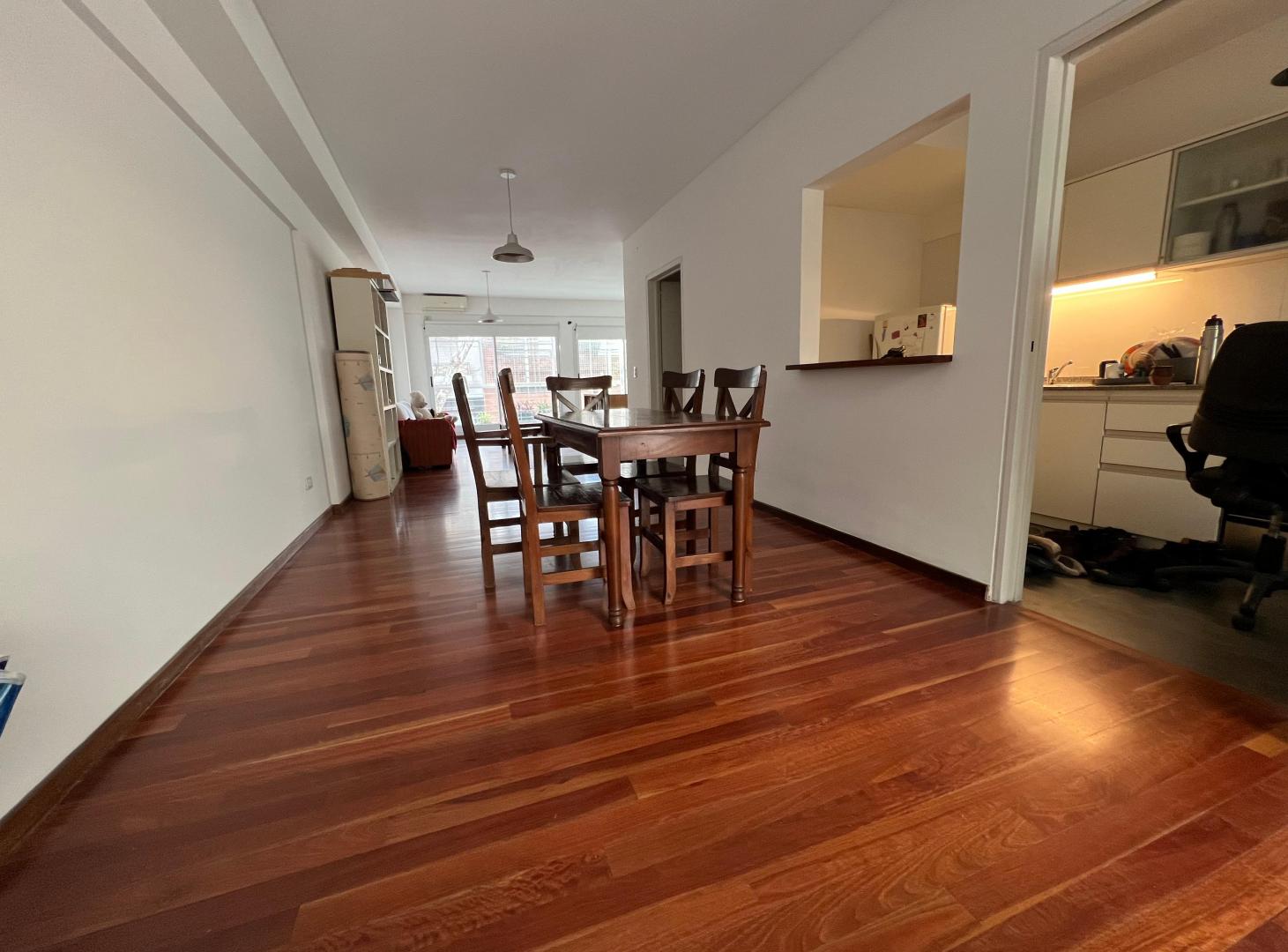 Foto de Amplísimo PH con parrilla en balcón, imagen 3