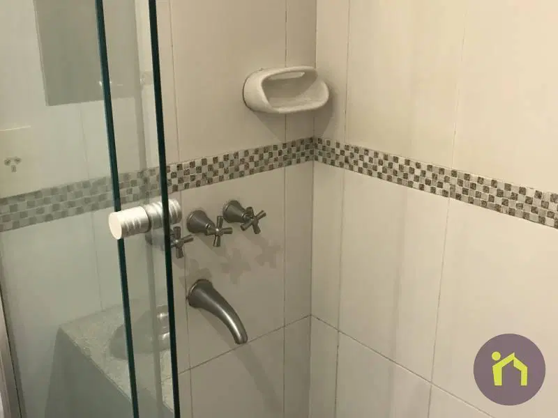 EXCLUSIVO MONOAMBIENTE AMOBLADO A METROS DE PLAZA SAN MARTÍN 4